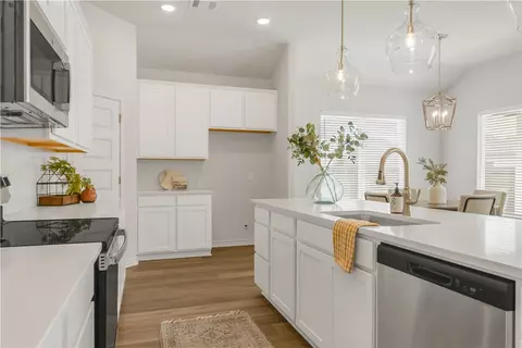3108 Charge Ln, Bryan, TX 77808 photo 8