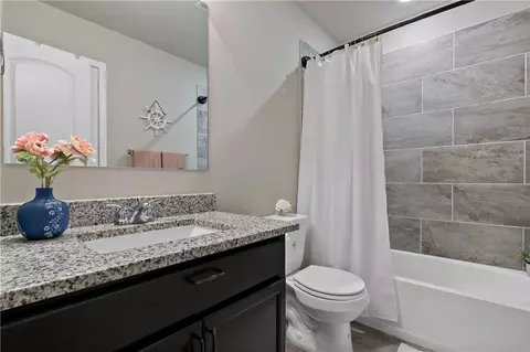 Bath - 2027 Dumfries Dr, Bryan, TX 77807 photo 3 of 3