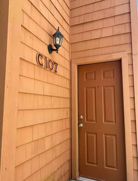 1305 W Villa Maria Road W C-107, Bryan, TX 77801