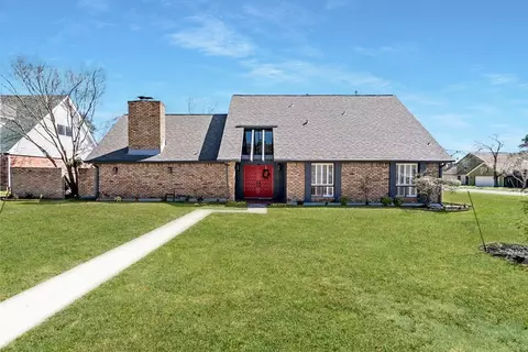 3705 Old Oaks Dr, Bryan, TX 77802