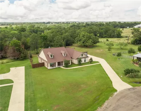 7833 Mapache Ct, Bryan, TX 77808