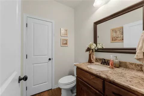 7833 Mapache Ct, Bryan, TX 77808 photo 25