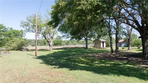 Exterior - 5290 Sandy Point Rd, Bryan, TX 77807 photo 4 of 8