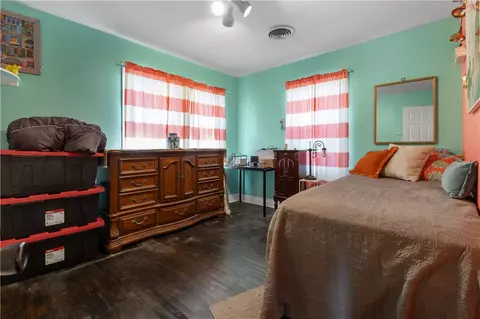 Bedroom - 5290 Sandy Point Rd, Bryan, TX 77807 photo 3 of 3