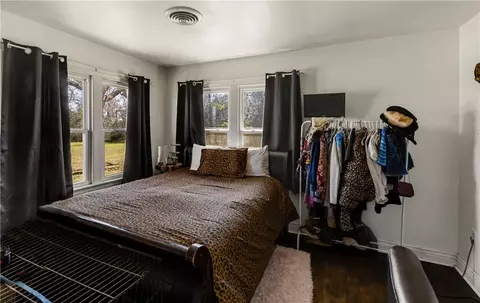 Bedroom - 5290 Sandy Point Rd, Bryan, TX 77807 photo 2 of 3