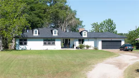 Exterior - 5290 Sandy Point Rd, Bryan, TX 77807 photo 1 of 8