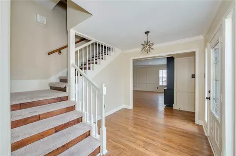 2804 Meadow Briar, Bryan, TX 77802 photo 3