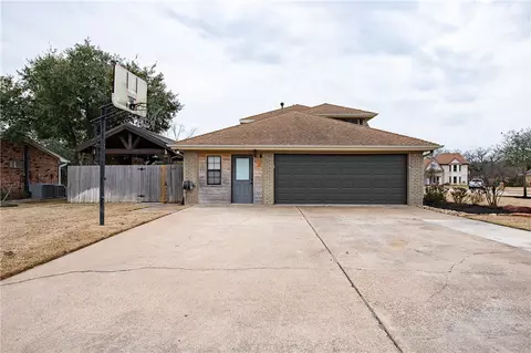 2804 Meadow Briar, Bryan, TX 77802 photo 37
