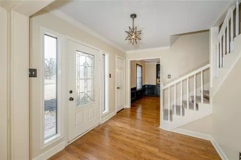 2804 Meadow Briar, Bryan, TX 77802 photo 4