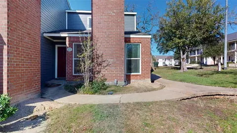 1500 Olympia Way 23, College Station, TX 77840