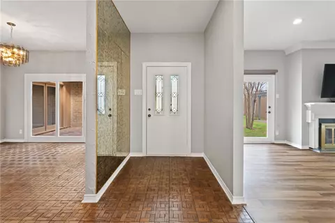 3512 Parkway Ter, Bryan, TX 77802 photo 4