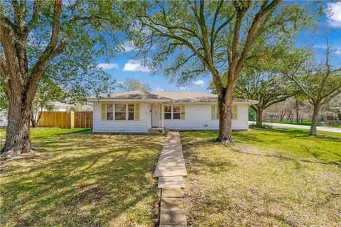 401 May St, Bryan, TX 77802