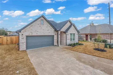 3092 Peterson Way, Bryan, TX 77802 photo 2