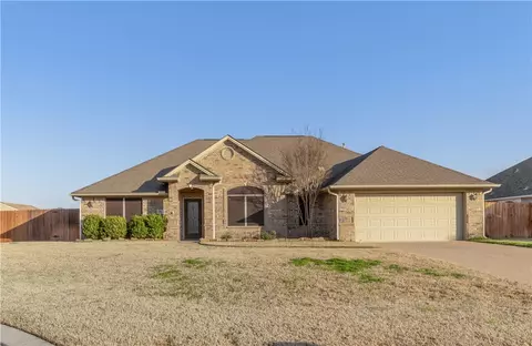 2912 Alba Ct, Bryan, TX 77808