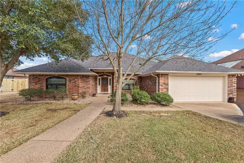 4705 Tiffany Park Cir, Bryan, TX 77802