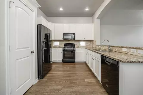 3051 Positano Loop, Bryan, TX 77808 photo 10