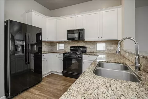 3051 Positano Loop, Bryan, TX 77808 photo 8