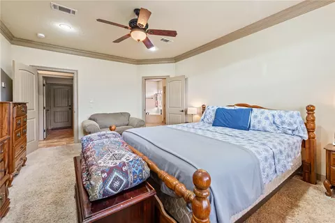 3911 Esquire Ct, Bryan, TX 77808 photo 16
