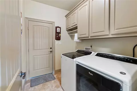 3911 Esquire Ct, Bryan, TX 77808 photo 26