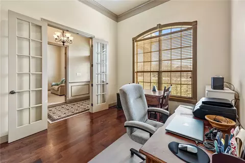 3911 Esquire Ct, Bryan, TX 77808 photo 7