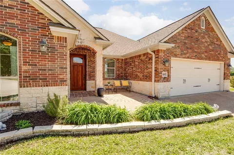 4002 Wild Creek Ct, College Station, TX 77845