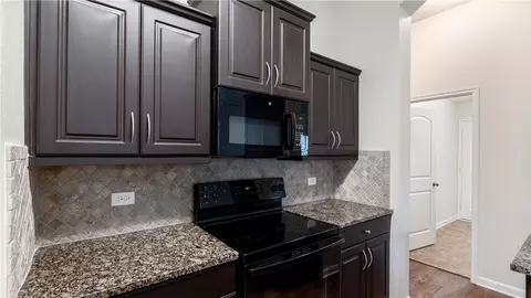2005 Stubbs Dr, Bryan, TX 77807 photo 12