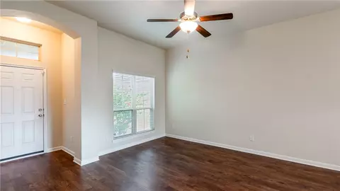 2005 Stubbs Dr, Bryan, TX 77807 photo 8