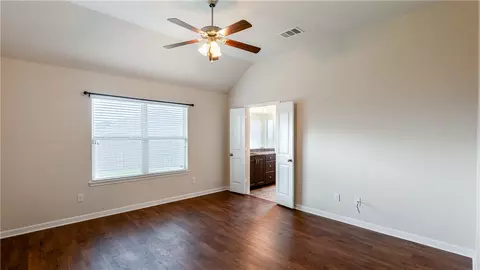 2005 Stubbs Dr, Bryan, TX 77807 photo 14