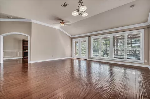 4056 Austins Estates Dr, Bryan, TX 77808 photo 9