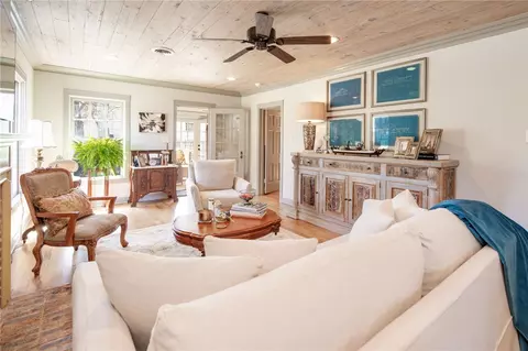 Living - 709 E 32nd St, Bryan, TX 77803 photo 1 of 3