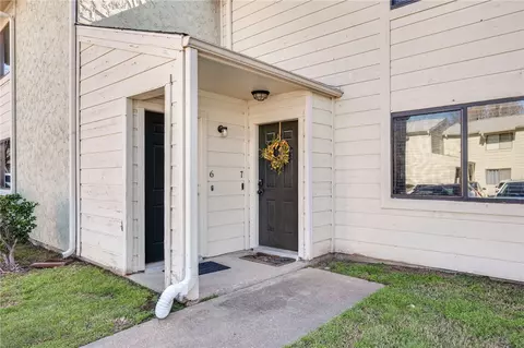 4513 Carter Creek Parkway 7, Bryan, TX 77802