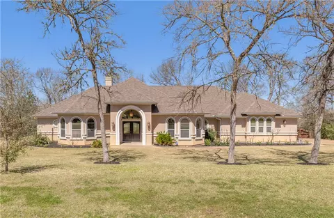 4701 Johnson Creek Loop, College Station, TX 77845