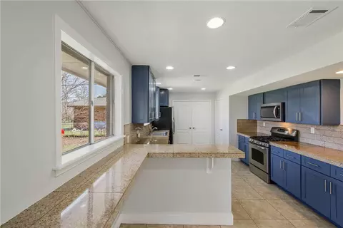 Kitchen - 406 Tee Dr, Bryan, TX 77801 photo 1 of 3