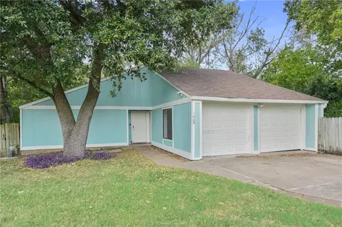 1609 Lemon Tree Ln, College Station, TX 77840