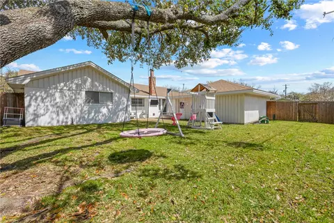 Exterior - 2318 Devonshire St, Bryan, TX 77802 photo 5 of 10