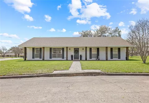 2318 Devonshire St, Bryan, TX 77802