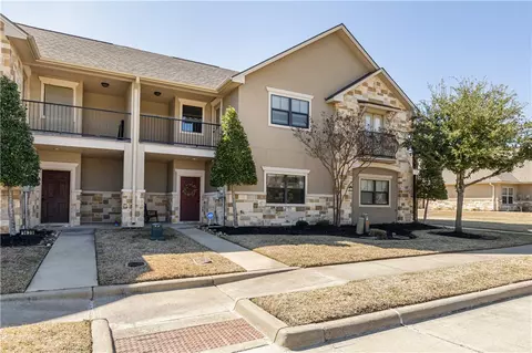 1441 Buena, College Station, TX 77845
