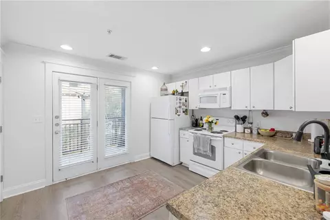 1725 Harvey Mitchell Parkway S 1622, College Station, TX 77840