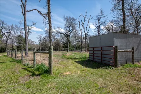 12328 Post Oak Ln, Bryan, TX 77807 photo 32