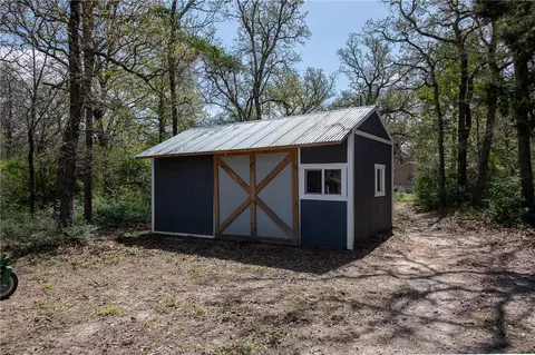 12328 Post Oak Ln, Bryan, TX 77807 photo 27