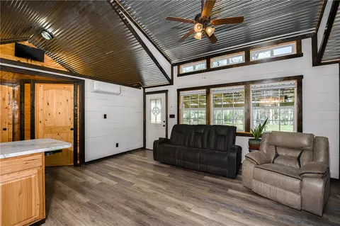 12328 Post Oak Ln, Bryan, TX 77807 photo 8
