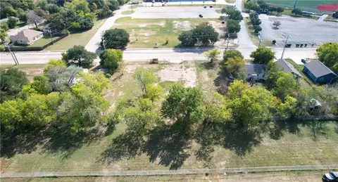 506 W Carson St, Bryan, TX 77801 photo 3