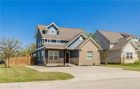 3201 Link St, Bryan, TX 77801