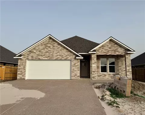 921 Dove Chase Ln, College Station, TX 77845