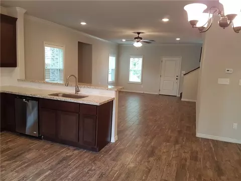 113 Ehlinger Dr, Bryan, TX 77801 photo 3