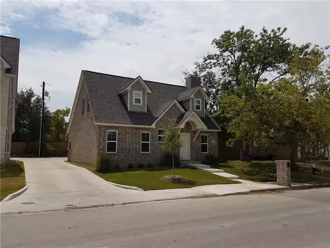 113 Ehlinger Dr, Bryan, TX 77801