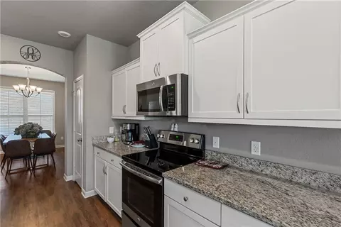2117 Dumfries Dr, Bryan, TX 77807 photo 14