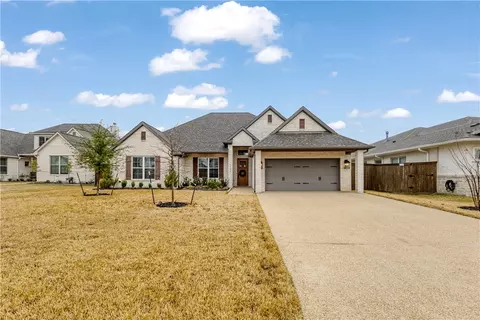 1737 Kerr Valley Ln, College Station, TX 77845