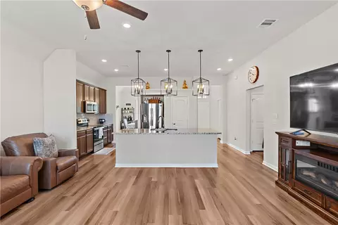 2090 Viva Rd, Bryan, TX 77807 photo 17