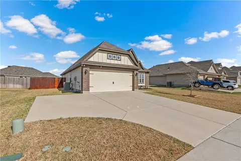 2090 Viva Rd, Bryan, TX 77807 photo 3